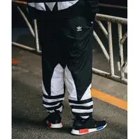 在飛比找蝦皮購物優惠-2020 三月 ADIDAS ORIGINALS BIG T