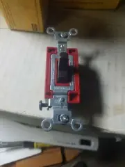 Hubbell Commercial Switch CS320 Brown 3 Way Side Wiring