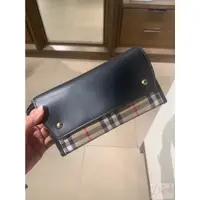 在飛比找蝦皮購物優惠-【歐洲outlet正品】Burberry 黑色 老花 掀蓋 