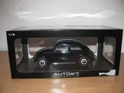 1:18 Autoart VOLKSWAGEN BEETLE 1200 LIMOUSINE (1955) Rare, new non-displayed
