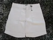 David Lawrence Ladies Douvall Silver Grey Stretch Shorts Size: 6
