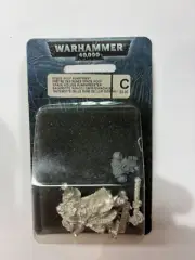 Warhammer 40k Space Wolf Rune Priest Space Marine NIB Metal - OOP - Citadel