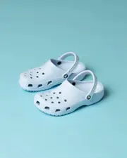 [Crocs] Crocs Women's Classic Clogs Shoes in Blue Calcite Size W7 W7 Blue Calcite