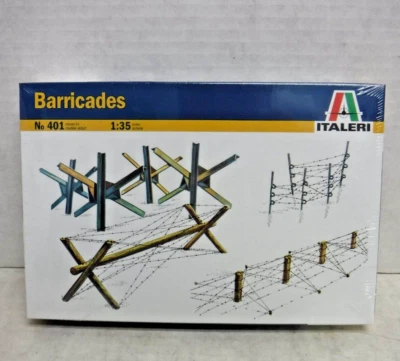 Italeri Barricades No 401 1:35 Scale Model Kit 060724AST3