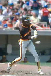 Dave Cash of the San Diego Padres Baseball 1980 Photo 2