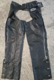 GENUINE LEATHER RIDING CHAPS SIZE SMALL