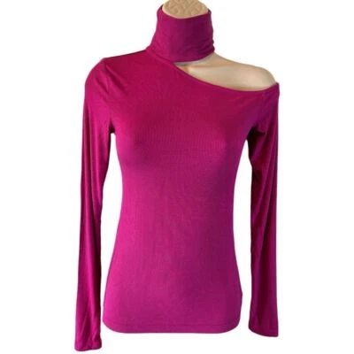 BCBGMAXAZRIA Cherry Ribbed Turtleneck Cut-Out Shoulder Top XXXS