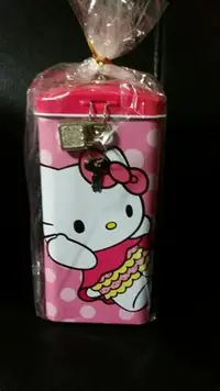 在飛比找Yahoo!奇摩拍賣優惠-Hello kitty 凱蒂貓 存錢筒