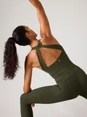 Athleta M MEDIUM Transcend Built-In Bra Tank Top, Aspen Olive Green Yoga Shirt