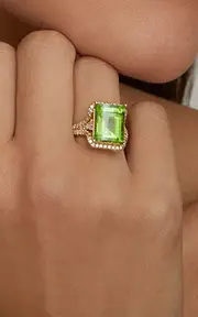 [Jamie Wolf] 18K Yellow Gold Diamond And Peridot Ring