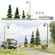 Busch 6040 HO/OO Gauge Level Crossing