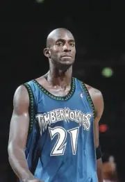 Closeup of Minnesota Timberwolves Kevin Garnett during game vs New- Old Photo