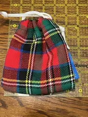 Geau Golf valuables bag tartan wool.