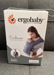 ERGOBABY EMBRACE COZY BABY CARRIER NEWBORN (7-25 LBS) OXFORD BLUE