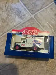 special limited edition pepsi-cola collectible pepsi truck light refreshment
