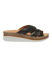 [Wide Steps] Hannah Sandals in Black Glove