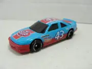 1992 Racing Champions NASCAR 1:64 Diecast Richard Petty #43