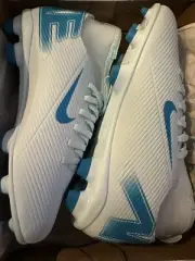 Nike Kids' Mercurial Superfly 10 Club FG/MG Soccer Cleats. FQ8318-400. Size-1Y