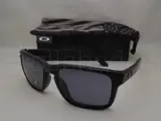 Oakley HOLBROOK (OO9102-E5 55) Matte Black with Gray Lens
