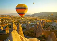 在飛比找雄獅旅遊優惠-最高省一萬》早鳥熱氣球》經典土耳其旅遊｜送杜拜｜杜拜米推餐、