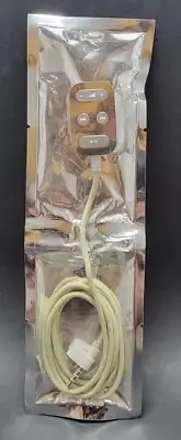 Original Silver Apple iPod Nano Wired A1018 Remote Control NEW OEM