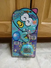 New Dinkie Dino RakuRaku Dinokun Electronic Virtual Pet Green TK-910