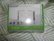 Netgear 4 Port Powerline 85 Adapter Kit Simple Connection XEB1004 - NEW