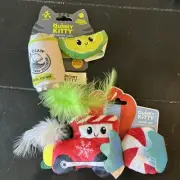 Quirky Kitty Cat Toy Lot of 2 Catnip Polar Express And Whisker Claw