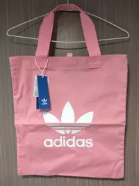 在飛比找Yahoo!奇摩拍賣優惠-(現貨) adidas PINK 粉色手提帆布袋/購物袋