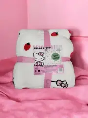 HELLO KITTY FULL QUEEN HOLDING STRAWBERRY WHITE N PINK PLUSH BLANKET BRAND NEW!