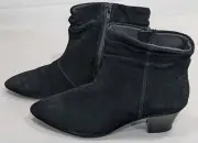 Clarks Collection Black Suede Ankle Boots with Mid Heel & Side Zipper size 8