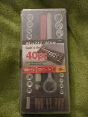 40 pc 3/8" Dr. Ratchet/ Sockets & Driver Bits Set