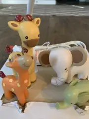14" Lambs & Ivy Mommy and Baby Giraffe W Mommy & Baby Elephant Lamp
