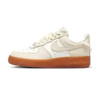 在飛比找momo購物網優惠-【NIKE 耐吉】Air Force 1 Low 女鞋 焦糖