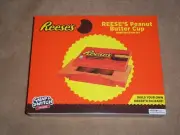 NEW! REESE'S PEANUT BUTTER CUP Snap & Switch Construction Set 69 pcs