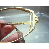 在飛比找蝦皮購物優惠-金色金屬全框精緻雕花時尚女眼鏡框/鏡架非國製lv義大利COA