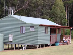 廷格勒伍德小屋飯店Tinglewood Cabins