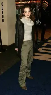 Emma Watson arrives at UK premiere of Lord of the Rings The Return- Old Photo