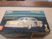 AMT 2758-200 1958 Chevrolet Impala 2 door hardtop kit never assembled