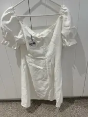 Atmos And Here White Cleo Puff dress Size 10