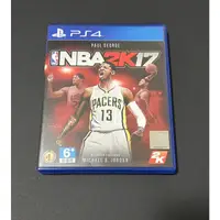 在飛比找蝦皮購物優惠-PS4 NBA2K17 中文版 遊戲光碟(二手)