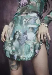 [Widow] Ink And Feather Portrait Print Mini Skirt