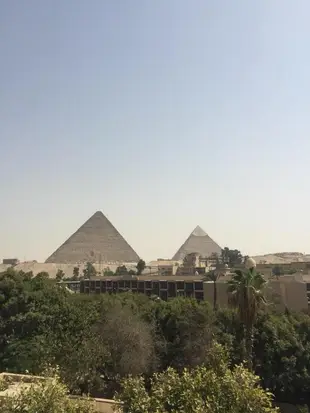 H10P金字塔景觀飯店H10 Pyramids View