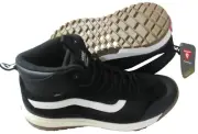 Vans Men's UltraRange Exo Hi MTE-1 Boots Black Marshmallow White Size 11.5 NIB
