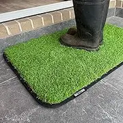 Mattitude Outdoor Dust-Off Mat - Artifical Grass 40mm Pile Turf Dirt Trapper, Weatherproof, Non-Slip, Washable & Easy Clean - for Home Entryway, Garage, Camping, Caravan 80cm x 50cm (Medium)