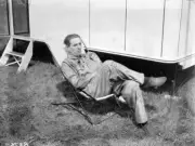 Sammy C H Davis relaxes on a deckchair 1930 Motor Racing Old Photo 1