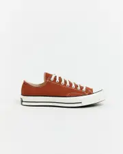 Chuck 70 Ox Tawny Sneakers in Owl Orange