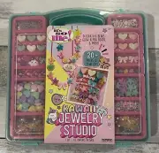 It's So Me! Kawaii Jewelry Studio Kit - Storage Case/300+ Beads/Thread/Cord NEW