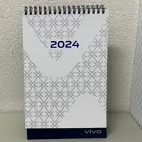 在飛比找蝦皮購物優惠-2024年年曆 VIVO紀念版年曆 桌曆 可立式留言桌曆 月