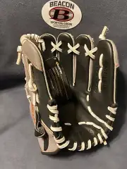 Easton Mako Legacy EMK1150LE 11.50" Infield Limited Edition Baseball Glove RHT